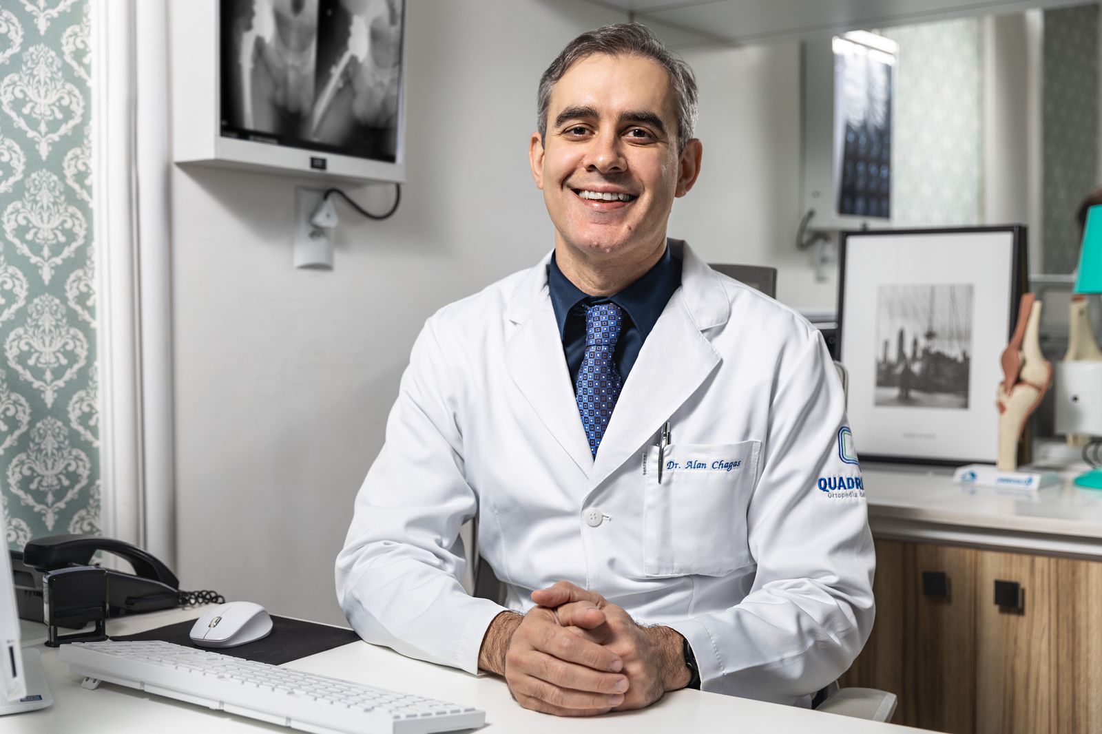 DR. ALAN CHAGAS SILVA