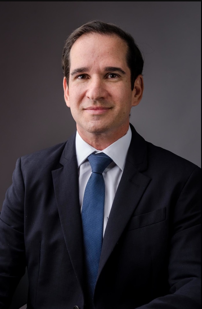DR. DAVID SADIGURSKY